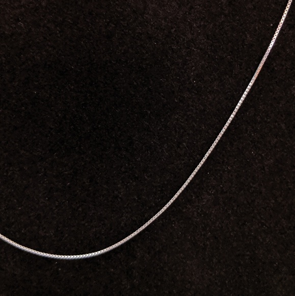 Solid Sterling Silver Box Chain - Picture 3 of 4